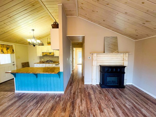 14 Cherokee Road, Cherokee Village, AR 72529