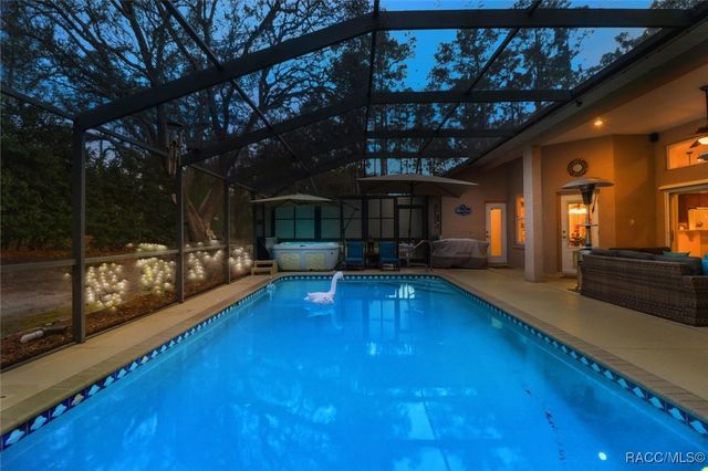 114 Corkwood Boulevard, Homosassa, FL 34446