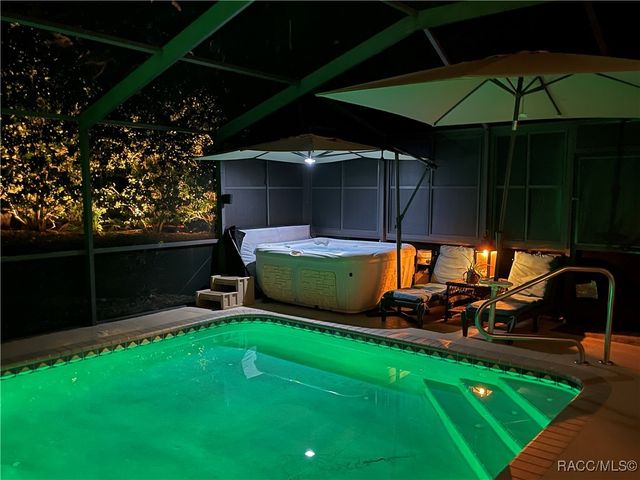 114 Corkwood Boulevard, Homosassa, FL 34446