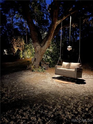 114 Corkwood Boulevard, Homosassa, FL 34446