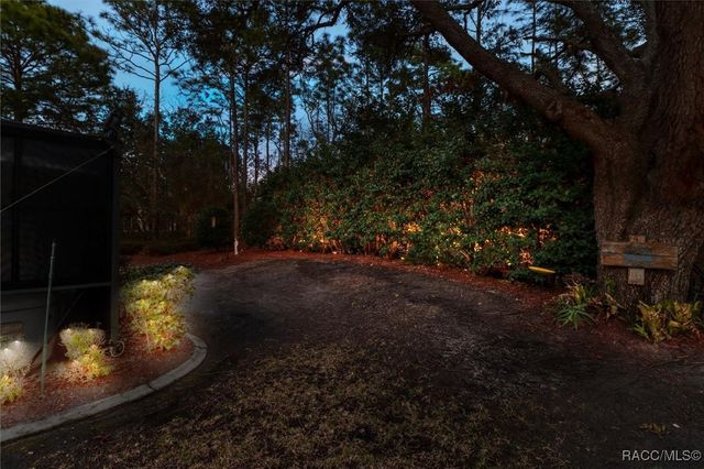 114 Corkwood Boulevard, Homosassa, FL 34446