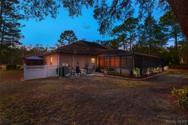 114 Corkwood Boulevard, Homosassa, FL 34446