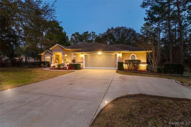 114 Corkwood Boulevard, Homosassa, FL 34446