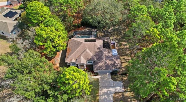 114 Corkwood Boulevard, Homosassa, FL 34446