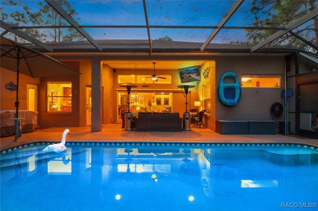 114 Corkwood Boulevard, Homosassa, FL 34446