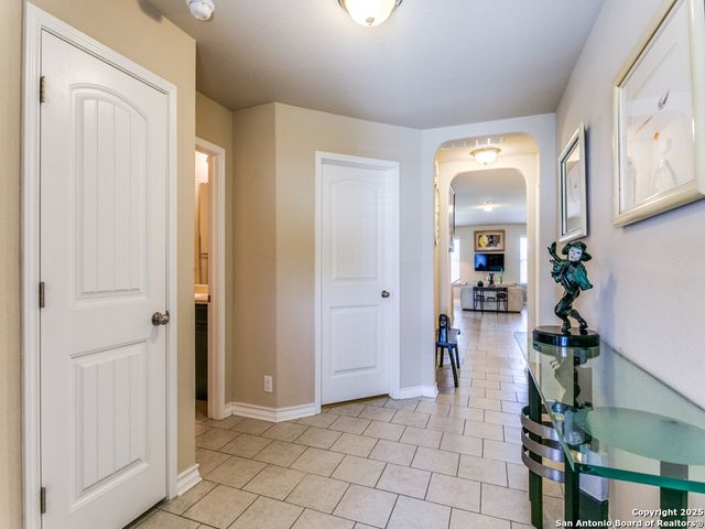 9011 Mustang Pass, San Antonio, TX 78254