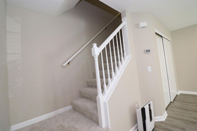 15744 Flackwood Avenue 152, Apple Valley, MN 55124