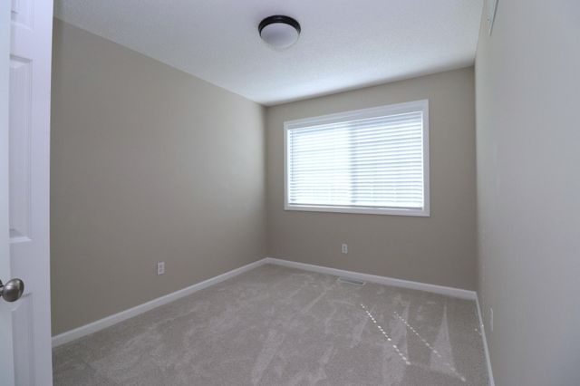 15744 Flackwood Avenue 152, Apple Valley, MN 55124