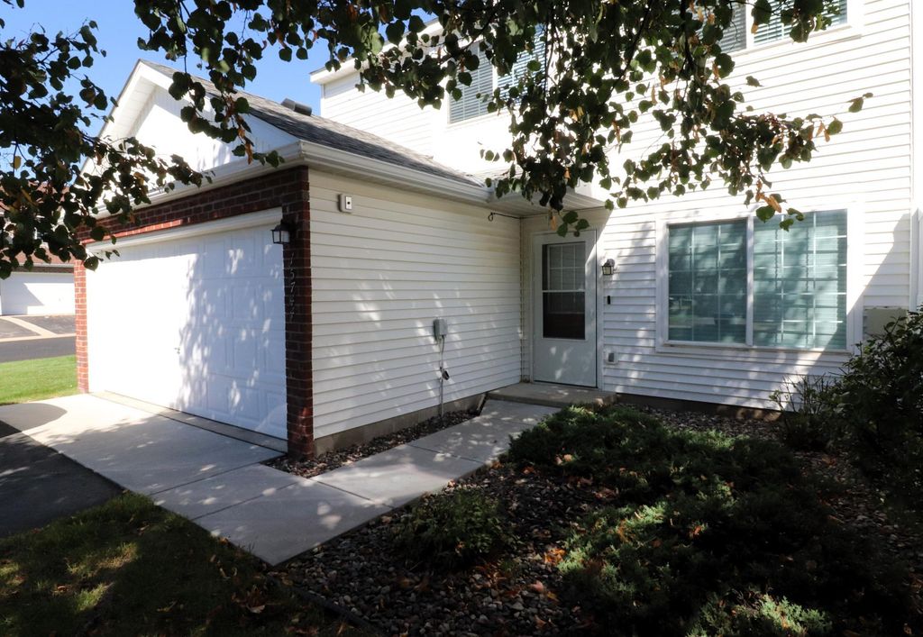 15744 Flackwood Avenue 152, Apple Valley, MN 55124 — photo 4