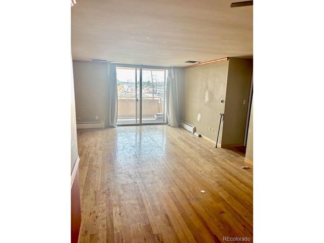 4600 E Asbury Cir 401, Denver, CO 80222