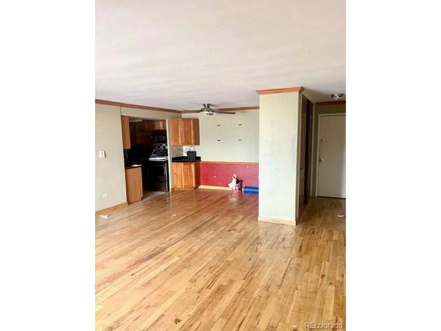 4600 E Asbury Cir 401, Denver, CO 80222