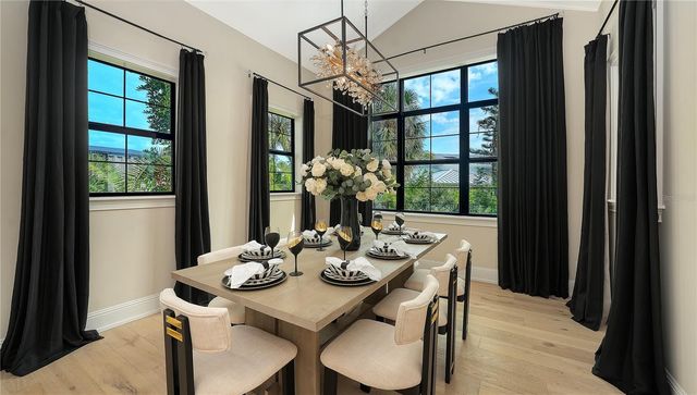 656 TROPICAL CIRCLE, Sarasota, FL 34242