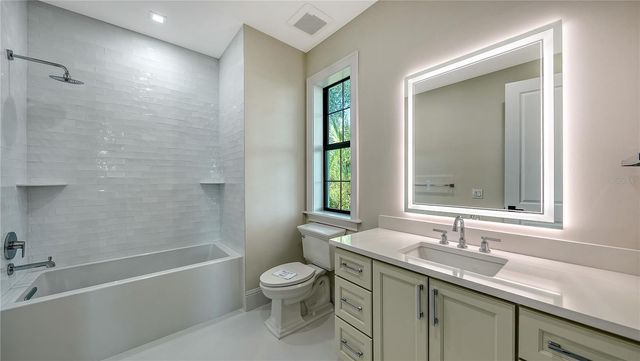 656 TROPICAL CIRCLE, Sarasota, FL 34242