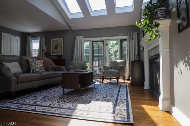 53 Bellevue Ave, Bloomfield Twp., NJ 07003