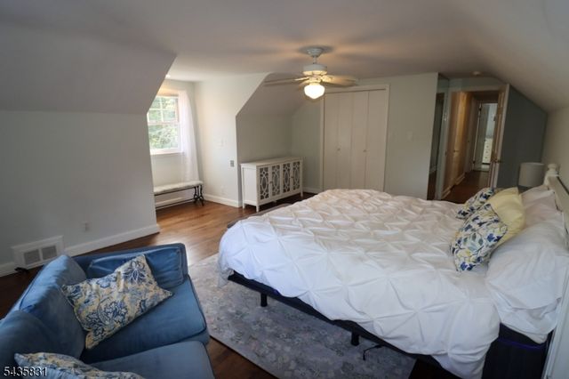 53 Bellevue Ave, Bloomfield Twp., NJ 07003