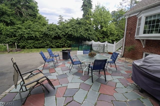 53 Bellevue Ave, Bloomfield Twp., NJ 07003
