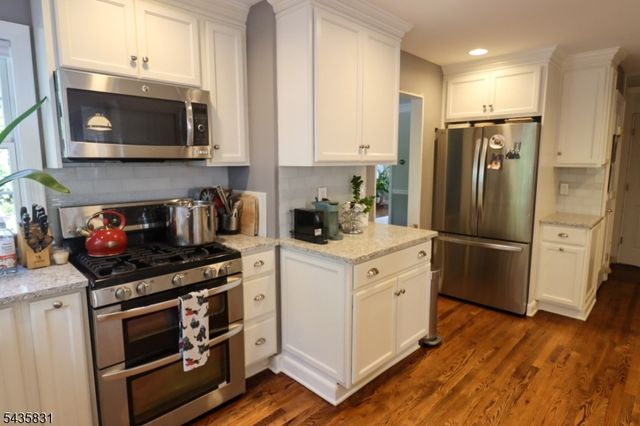 53 Bellevue Ave, Bloomfield Twp., NJ 07003