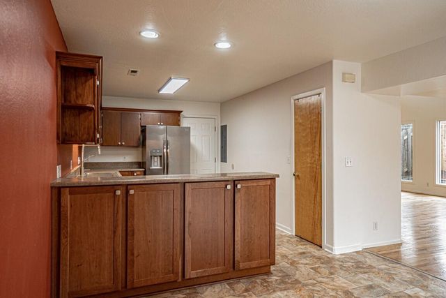 115 Oak Meadows Place, Ashland, OR 97520