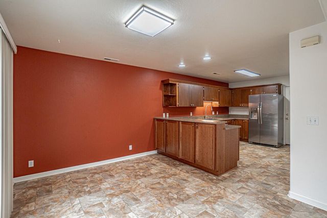 115 Oak Meadows Place, Ashland, OR 97520