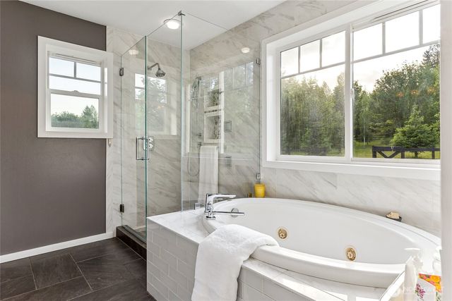 39505 Highland Drive E, Roy, WA 98580