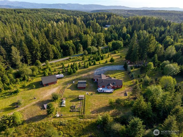 39505 Highland Drive E, Roy, WA 98580