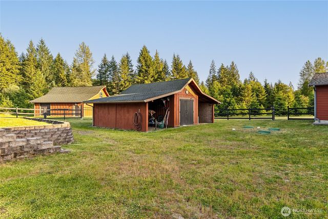 39505 Highland Drive E, Roy, WA 98580