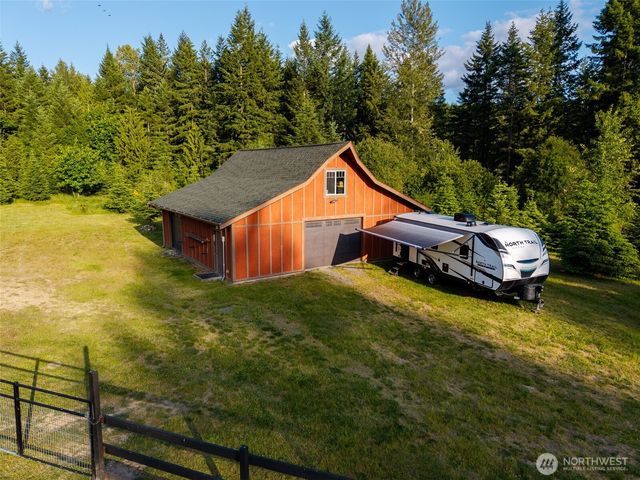 39505 Highland Drive E, Roy, WA 98580