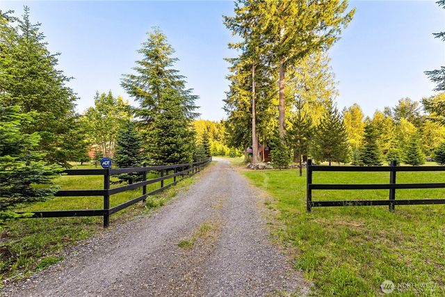 39505 Highland Drive E, Roy, WA 98580