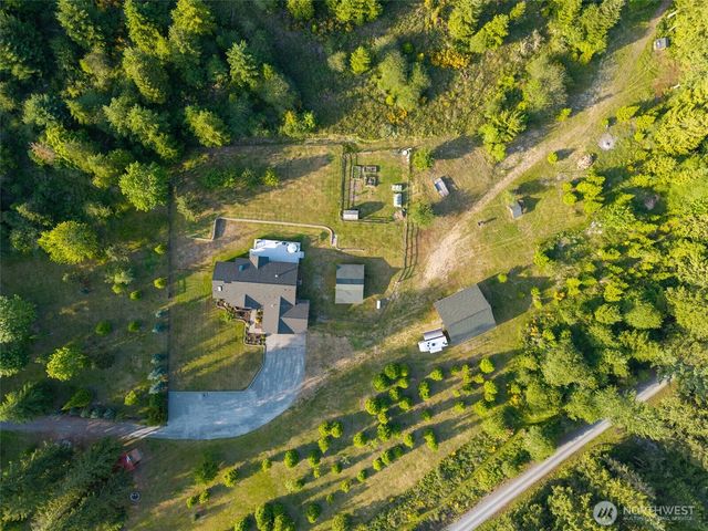 39505 Highland Drive E, Roy, WA 98580