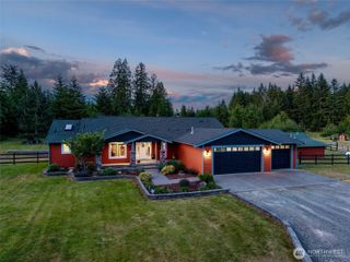 39505 Highland Drive E, Roy, WA 98580