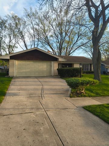 1355 Blair Lane, Hoffman Estates, IL 60169