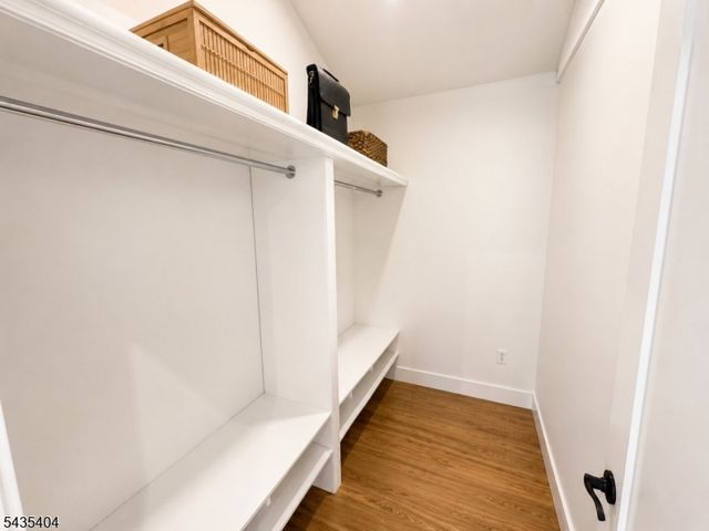 27 Grandview Dr, Wayne Twp., NJ 07470