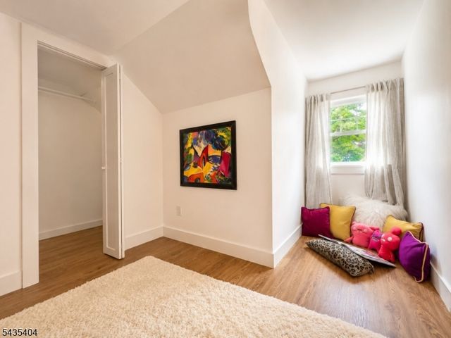 27 Grandview Dr, Wayne Twp., NJ 07470