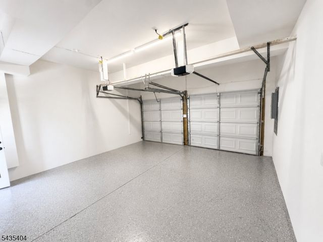 27 Grandview Dr, Wayne Twp., NJ 07470
