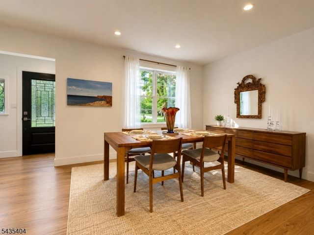 27 Grandview Dr, Wayne Twp., NJ 07470