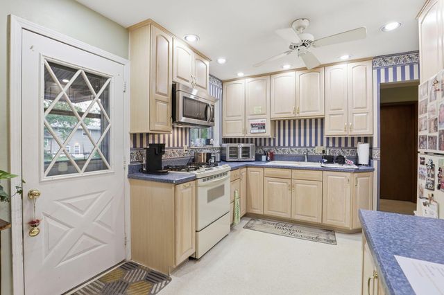 3323 Roswell Drive, Columbus, OH 43227