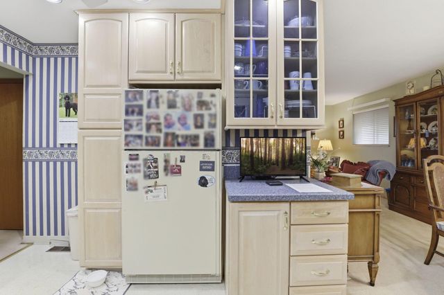 3323 Roswell Drive, Columbus, OH 43227