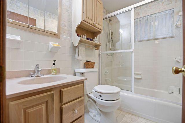 3323 Roswell Drive, Columbus, OH 43227