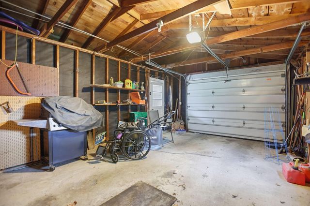 3323 Roswell Drive, Columbus, OH 43227