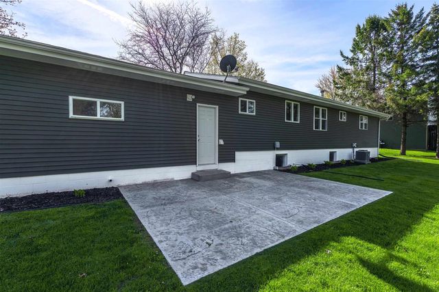 N6738 IRENE DRIVE, Fond Du Lac, WI 54937