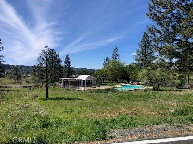 9738 Hoberg Drive E, Cobb, CA 95426