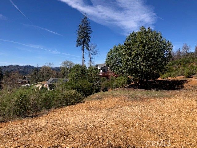 9738 Hoberg Drive E, Cobb, CA 95426