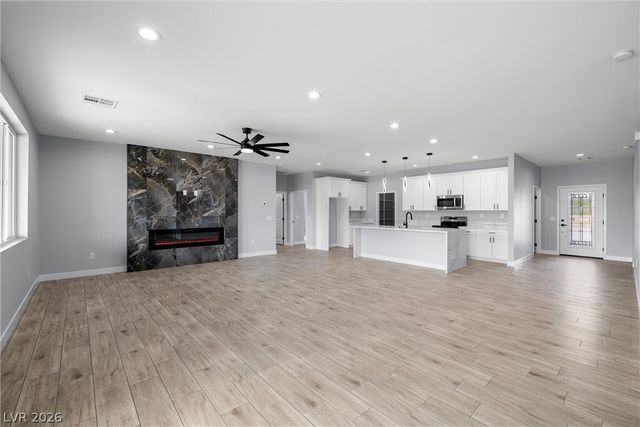 421 West Amarillo Avenue, Pahrump, NV 89048