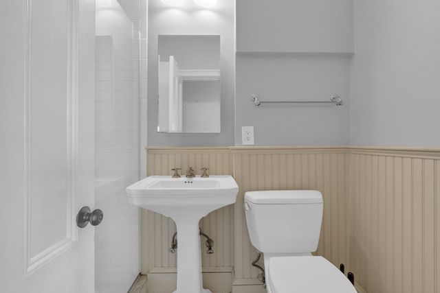 201 High Street 3, Brookline, MA 02445