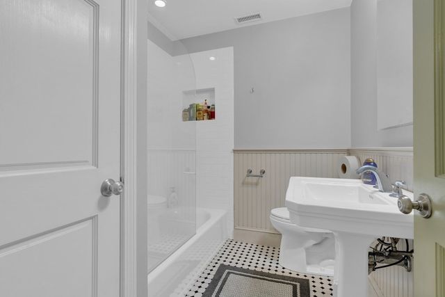 201 High Street 3, Brookline, MA 02445