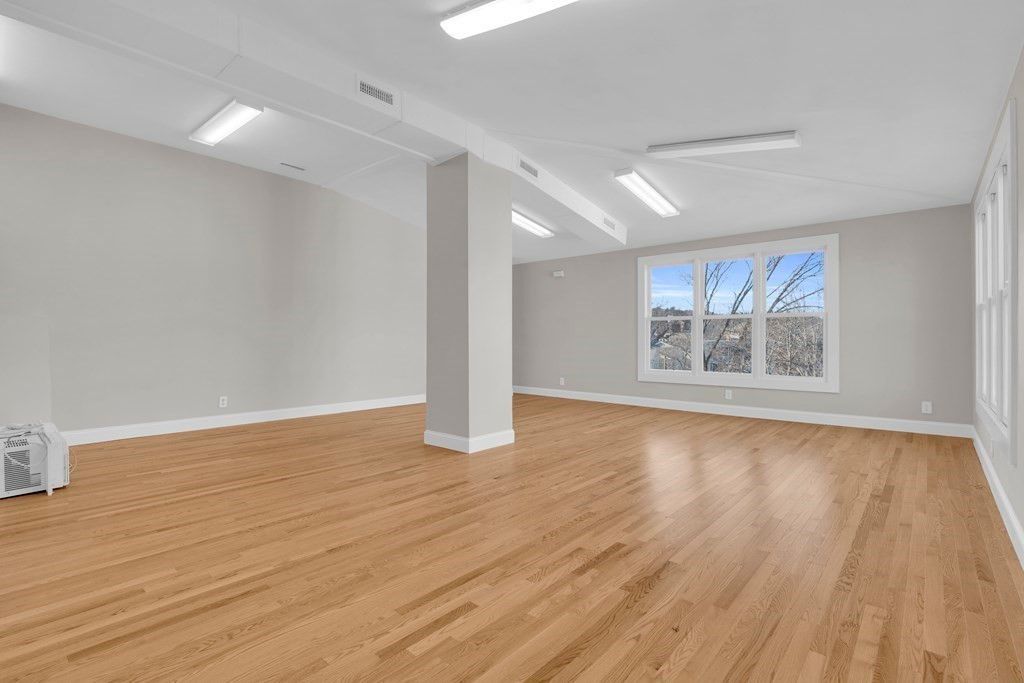 201 High Street 3, Brookline, MA 02445