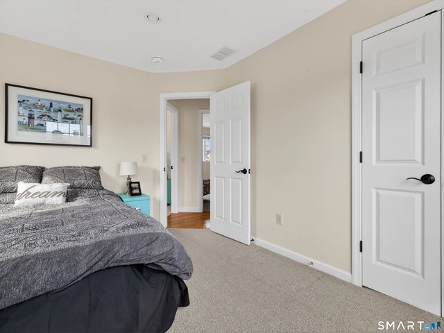 42 Nehantic Drive, East Lyme, CT 06357