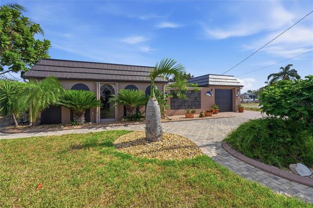 12821 4TH ISLE, Hudson, FL 34667
