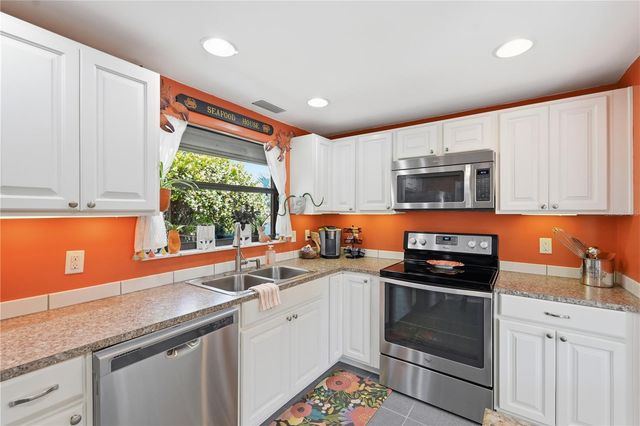 12821 4TH ISLE, Hudson, FL 34667