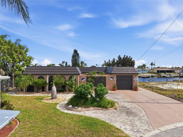 12821 4TH ISLE, Hudson, FL 34667